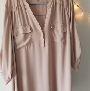3/4. Ruched Sleeve Tunic